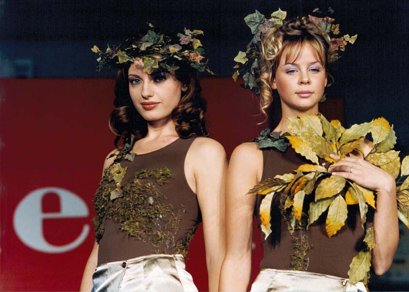 a sinistra: Manila Nazzaro - Miss Italia 1999
